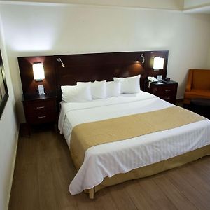 Habitación con Cama King